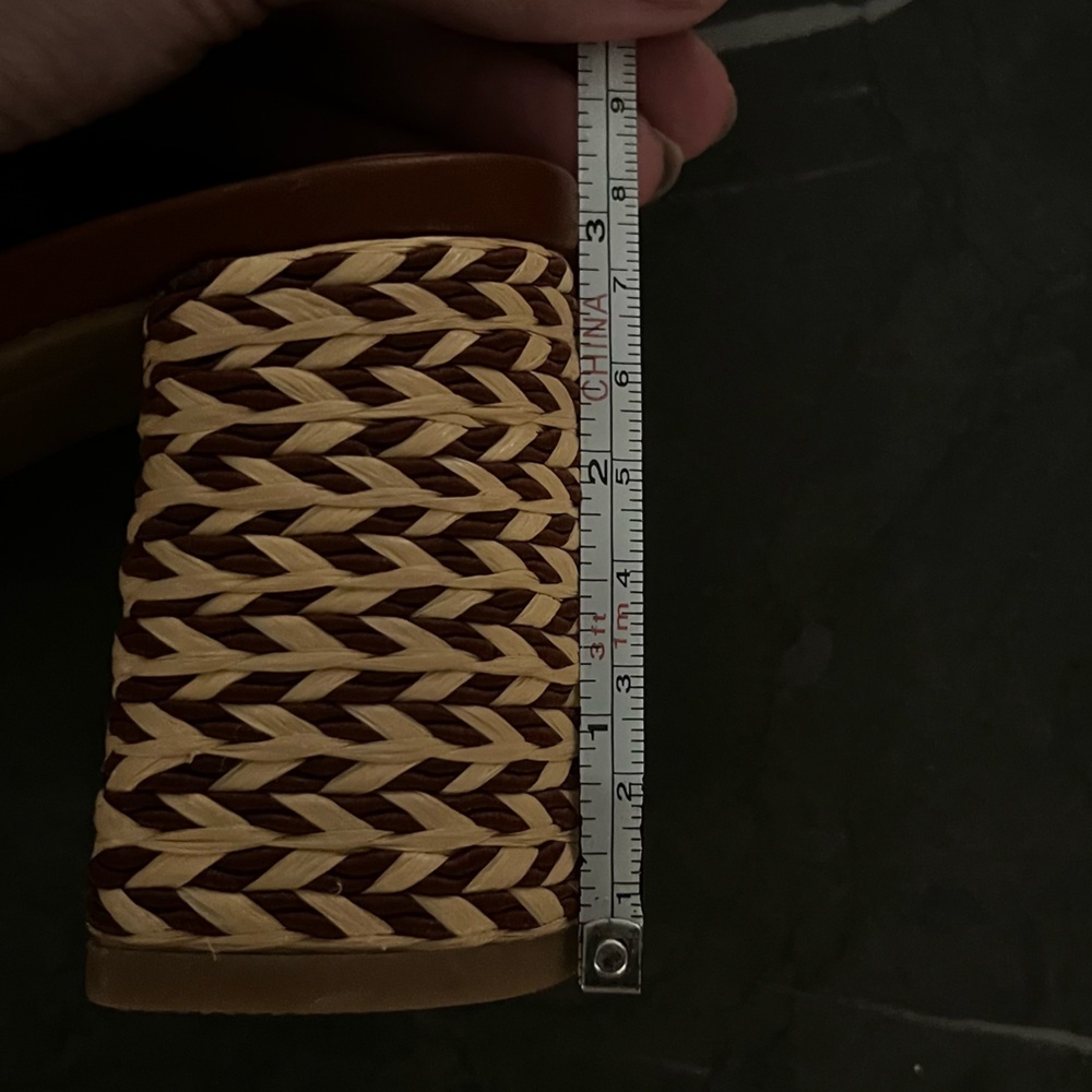 Universal Thread Aaliyah Raffia Strappy Knot Sand… - image 3